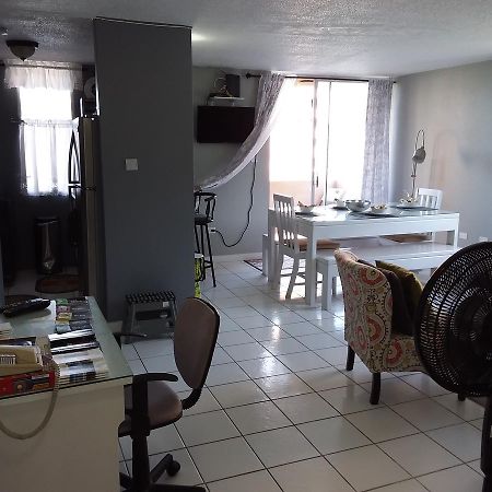 Mcfarlane'S Place Ocho Rios Bagian luar foto