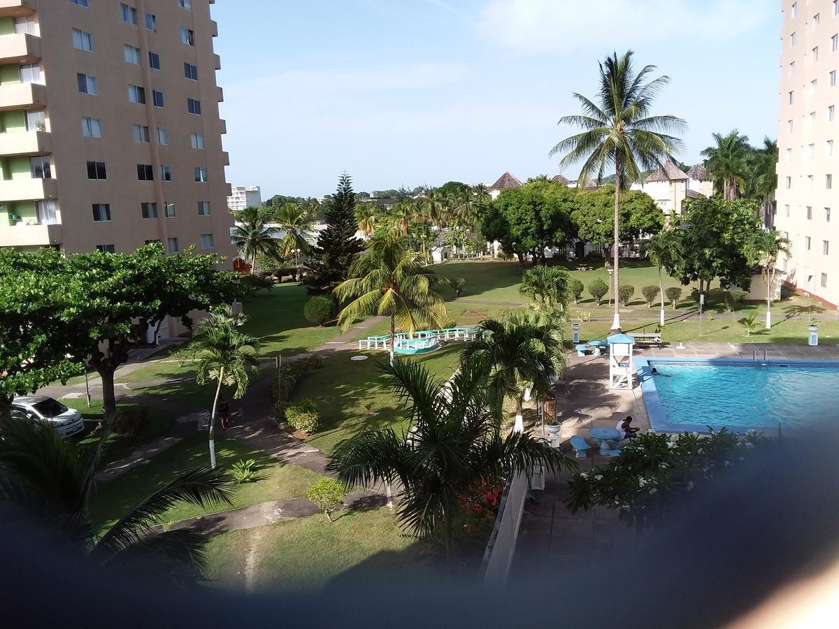Mcfarlane'S Place Ocho Rios Bagian luar foto