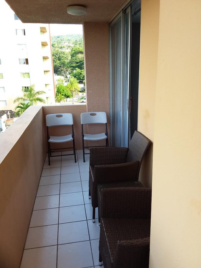 Mcfarlane'S Place Ocho Rios Bagian luar foto