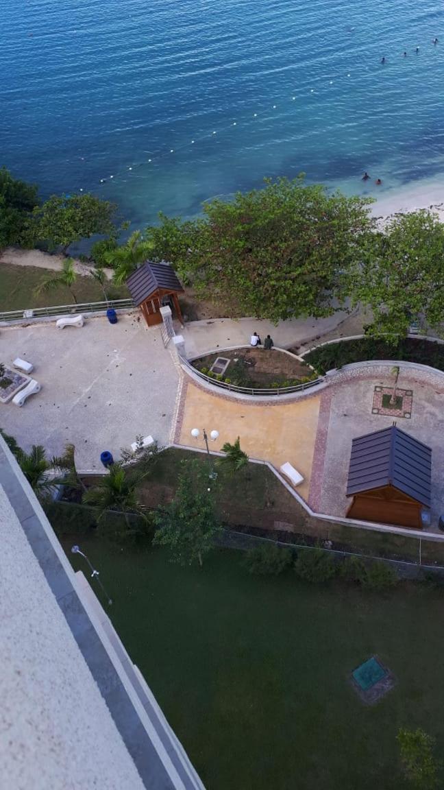 Mcfarlane'S Place Ocho Rios Bagian luar foto